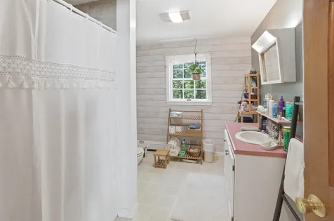19 Rocky Point Road Monmouth ME 04259