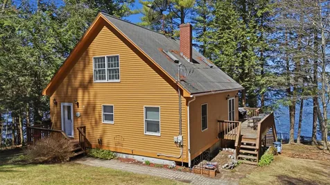19 Rocky Point Road Monmouth ME 04259