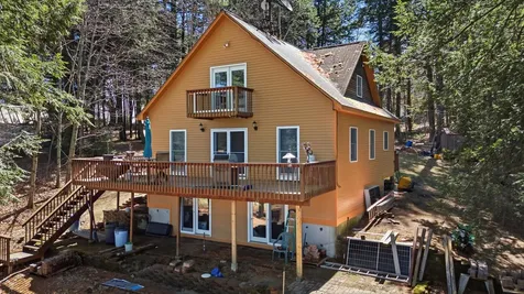 19 Rocky Point Road Monmouth ME 04259