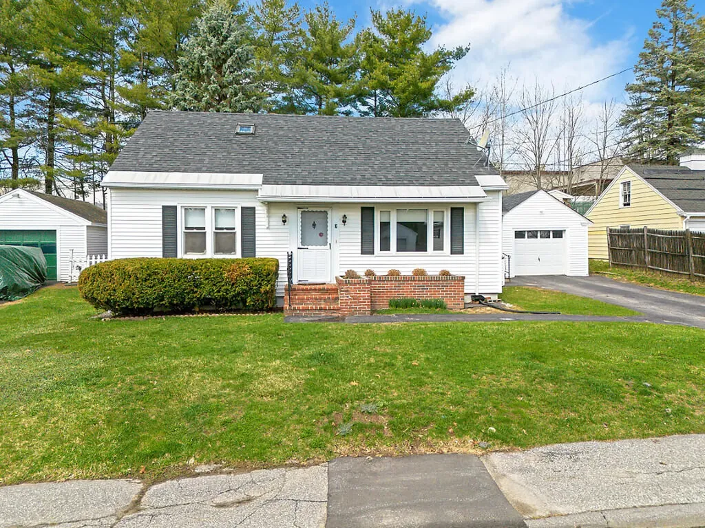 7 Collette Street Waterville ME 04901