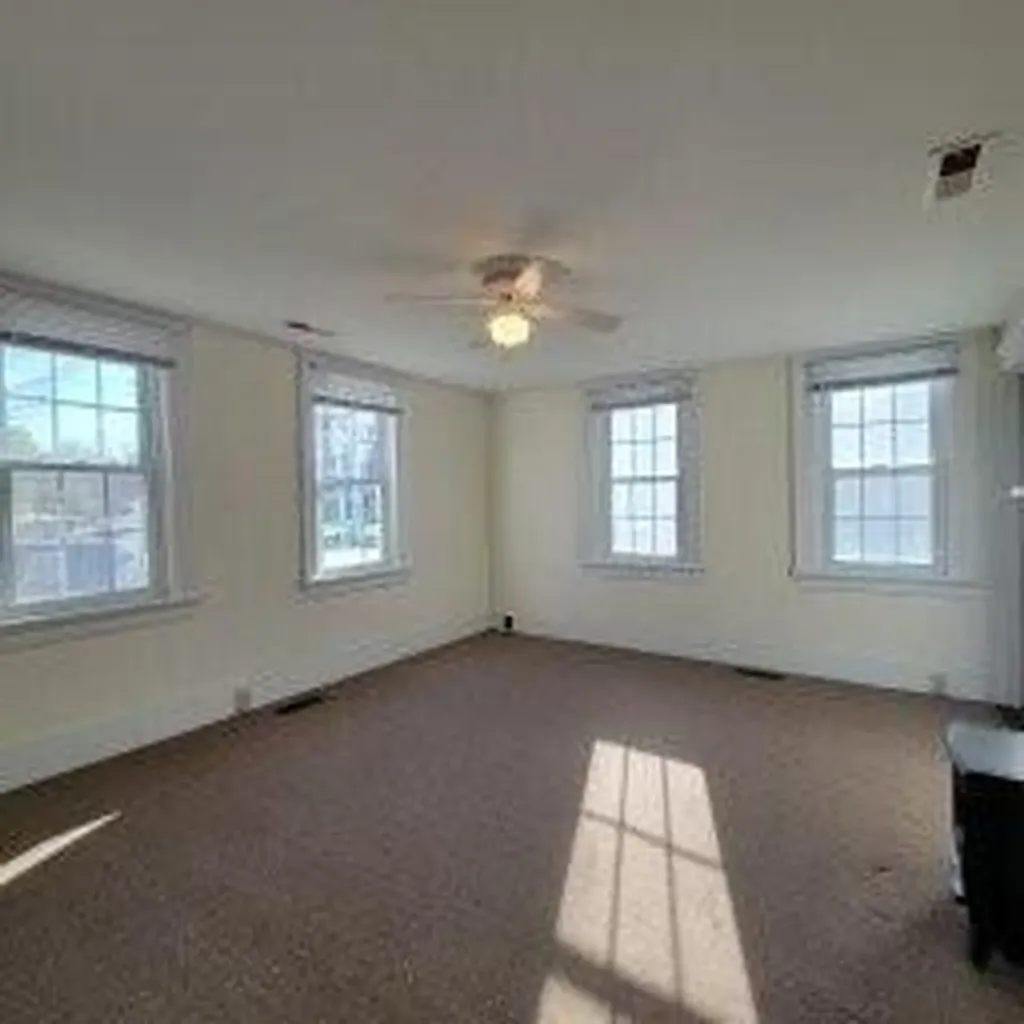 14 Arab Road Lee ME 04455