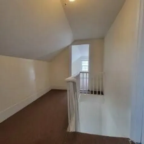 14 Arab Road Lee ME 04455