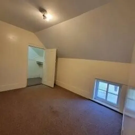 14 Arab Road Lee ME 04455