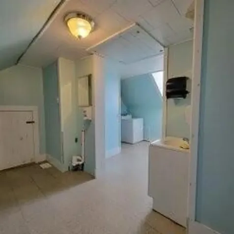 14 Arab Road Lee ME 04455