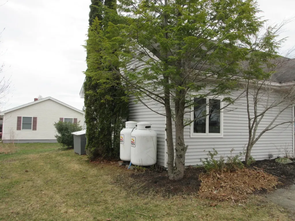 43 Glen Street Rockland ME 04841