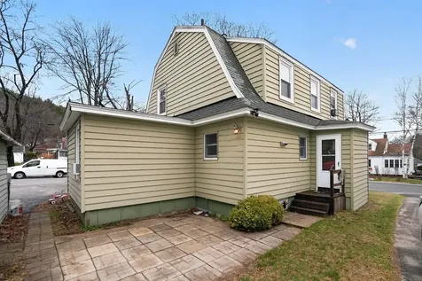60 Orchard Street Auburn ME 04210