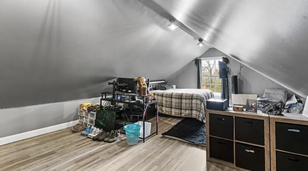 305 Gray Road Windham ME 04062