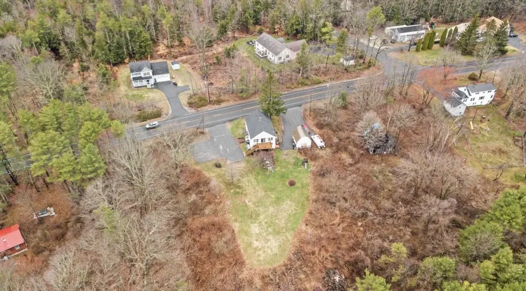 305 Gray Road Windham ME 04062