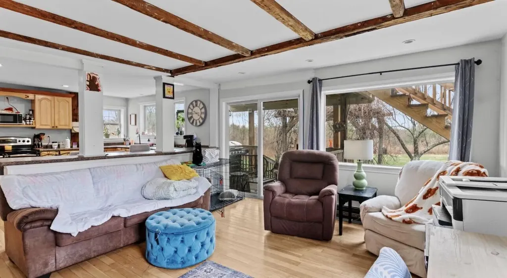 305 Gray Road Windham ME 04062