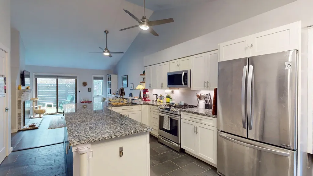 10 Hubbard Farms Road Orono ME 04473