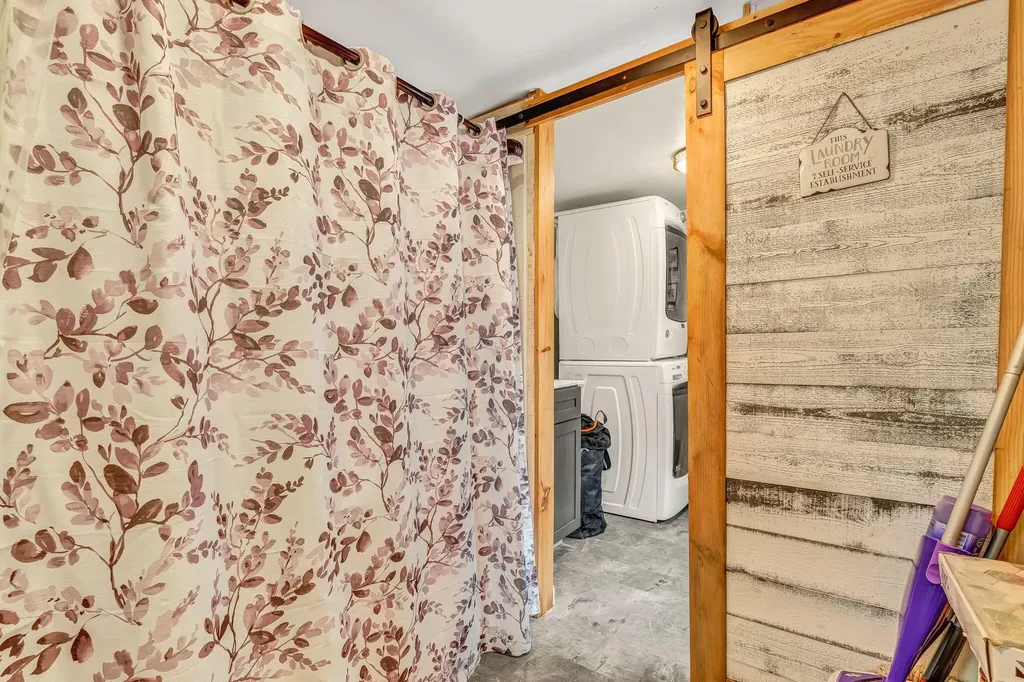 329 Bean Road Mount Vernon ME 04352