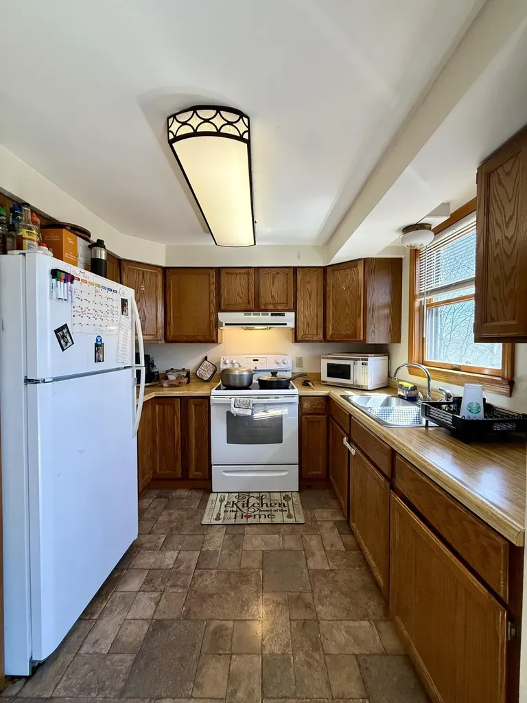 2293&2295 S Princeton Road Baileyville ME 04694