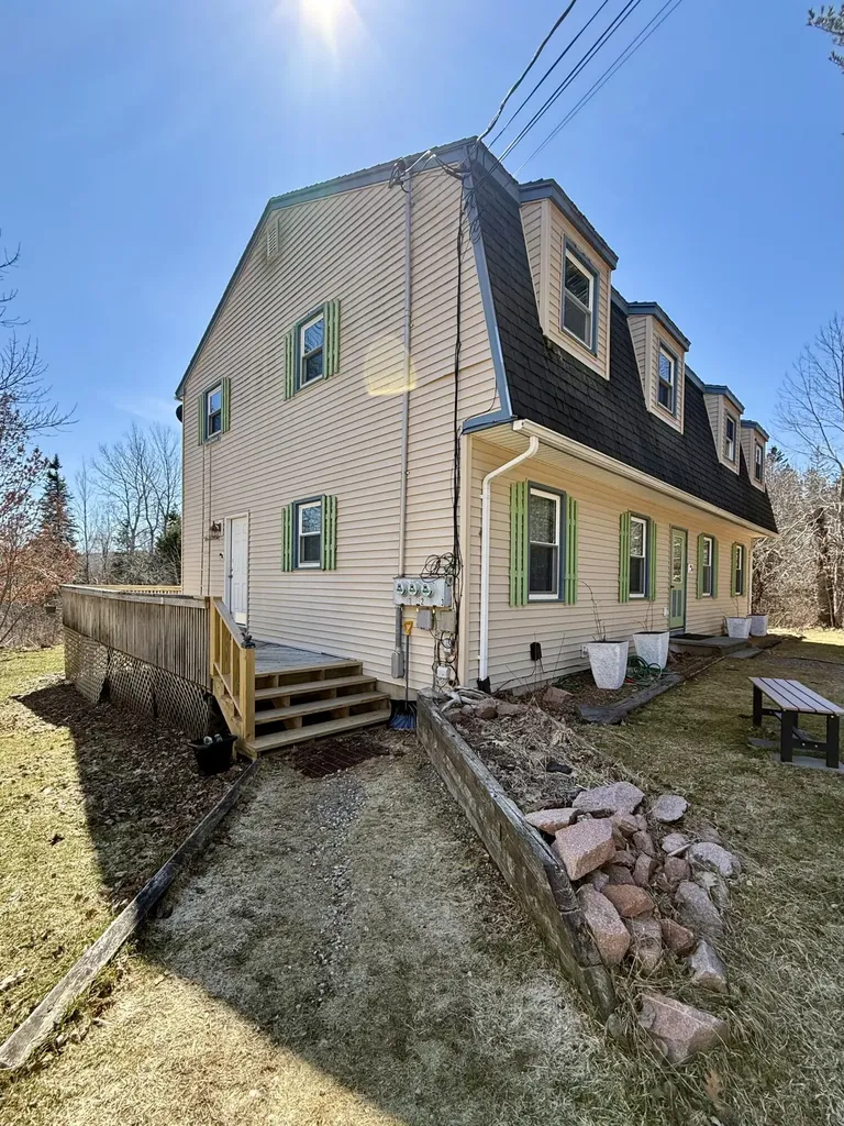 2293&2295 S Princeton Road Baileyville ME 04694
