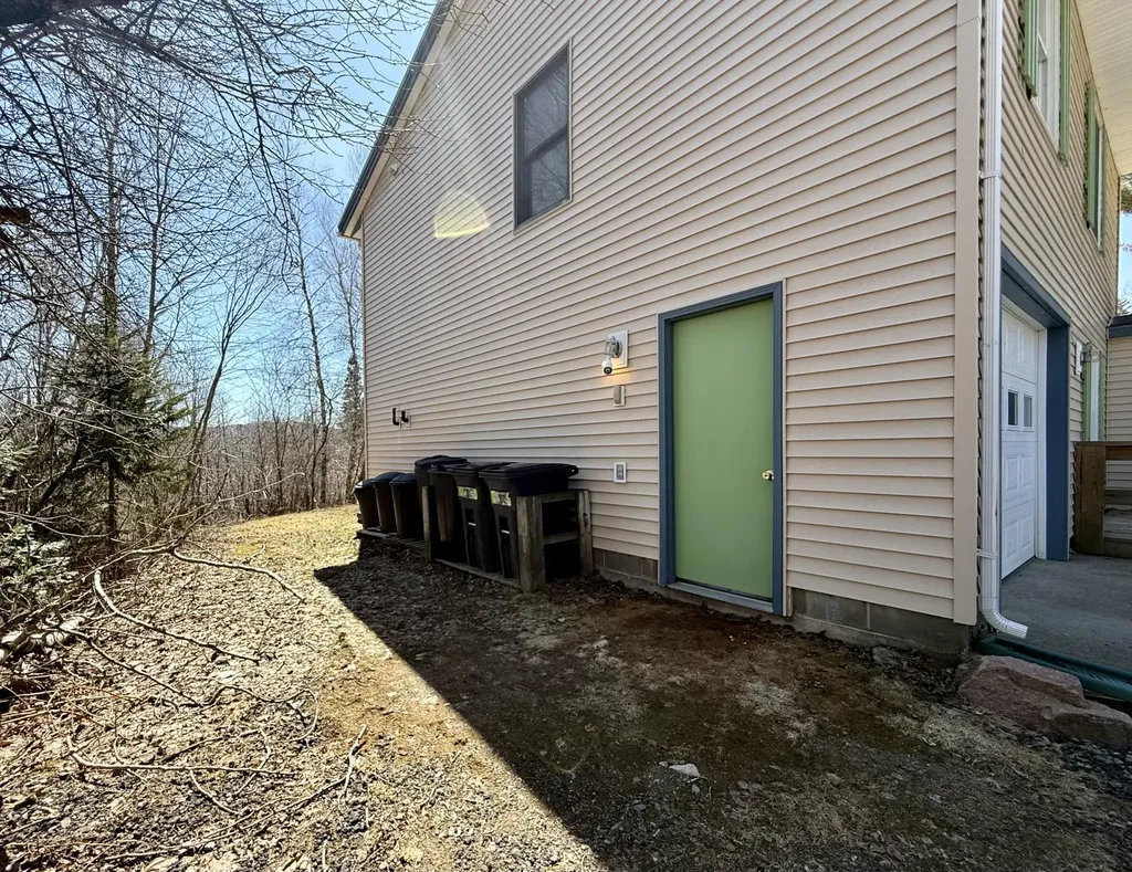 2293&2295 S Princeton Road Baileyville ME 04694