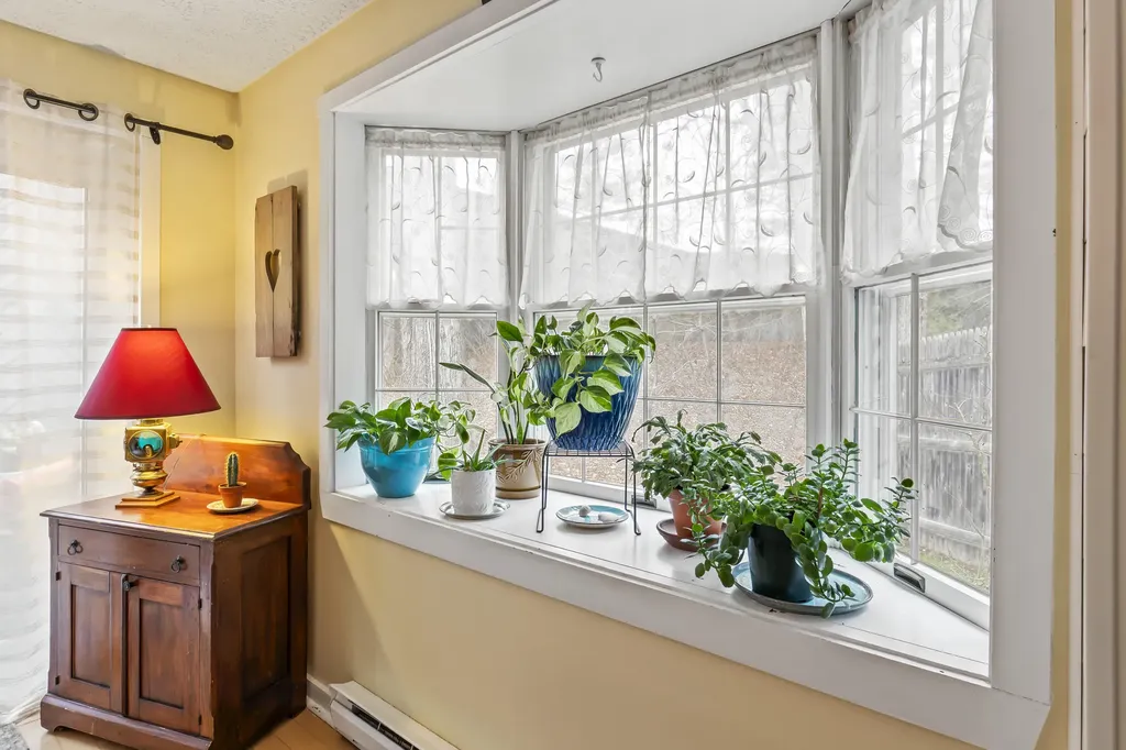 74 Munroe Lane Topsham ME 04086