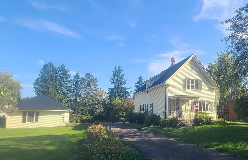 34 Dyer Street Presque Isle ME 04769