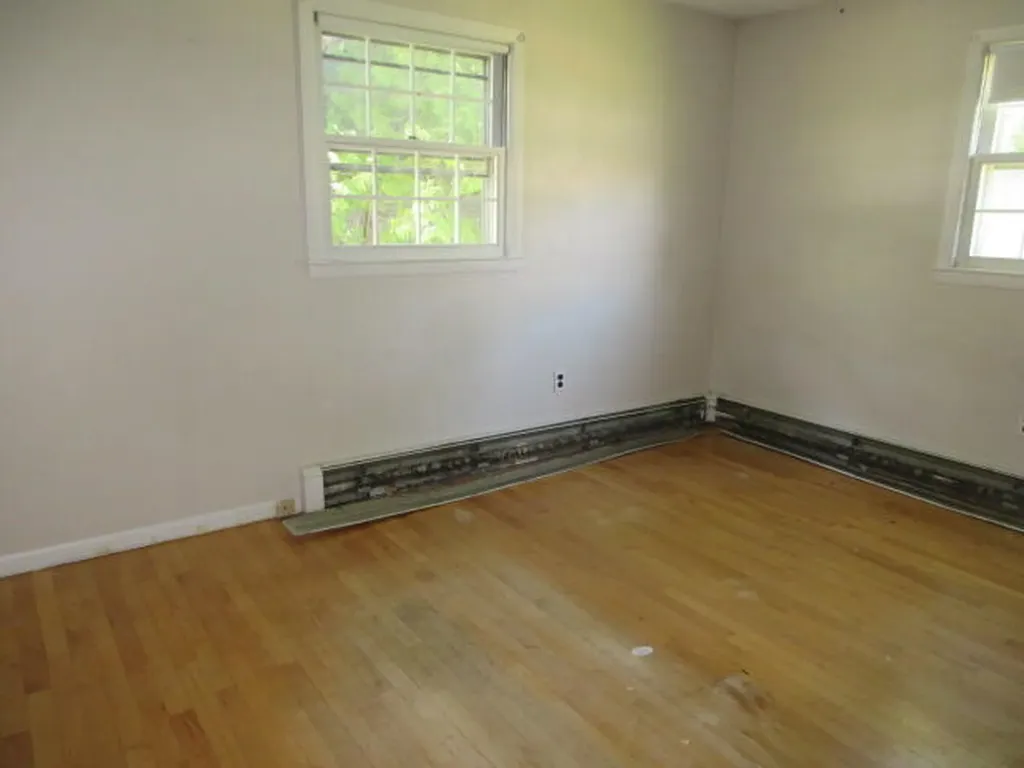 29 Hutchinson Drive Augusta ME 04330