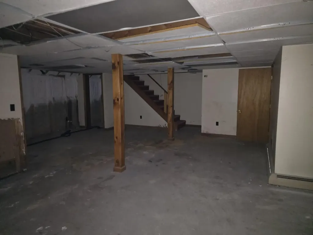 29 Hutchinson Drive Augusta ME 04330