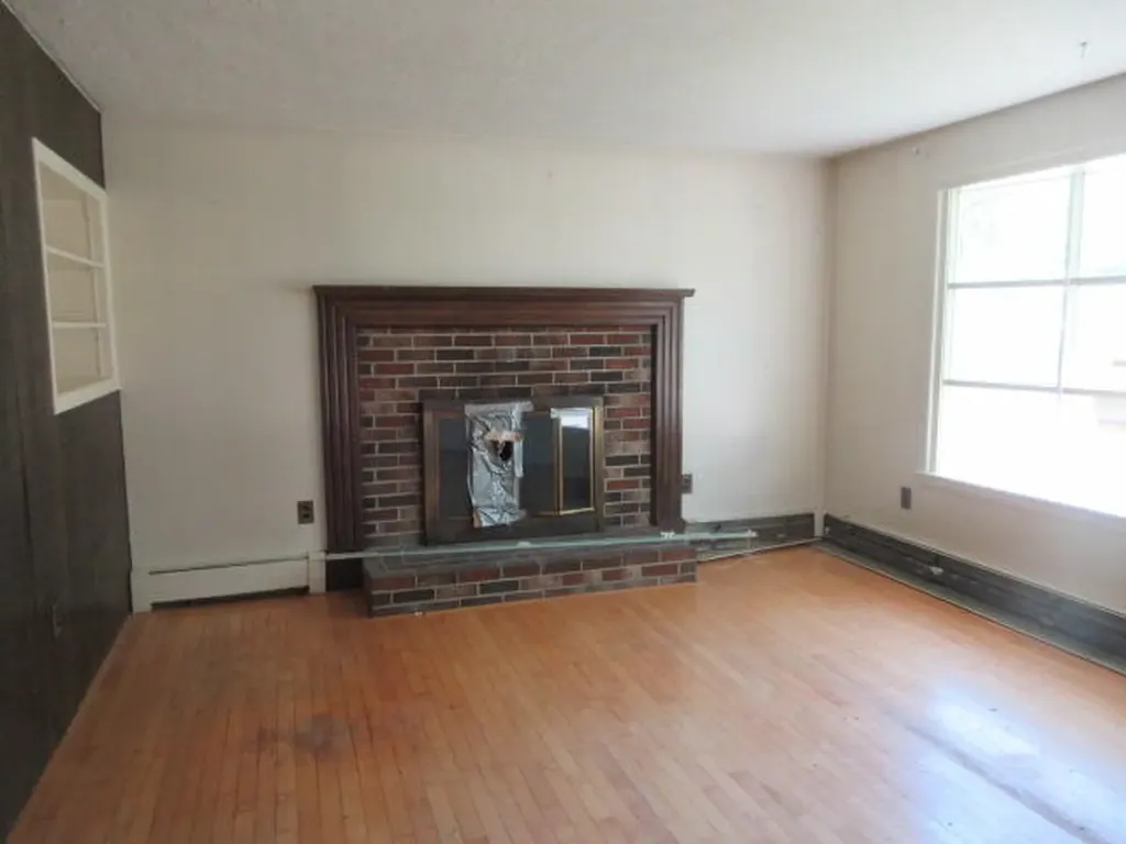29 Hutchinson Drive Augusta ME 04330