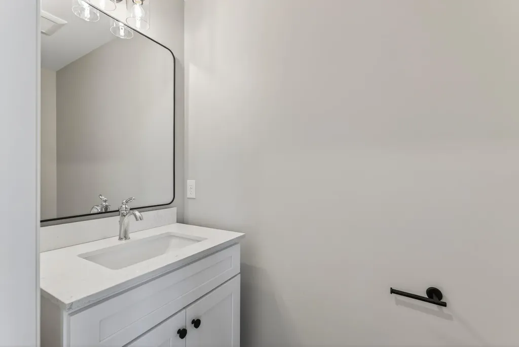 12 Shepherd Lane Windham ME 04062