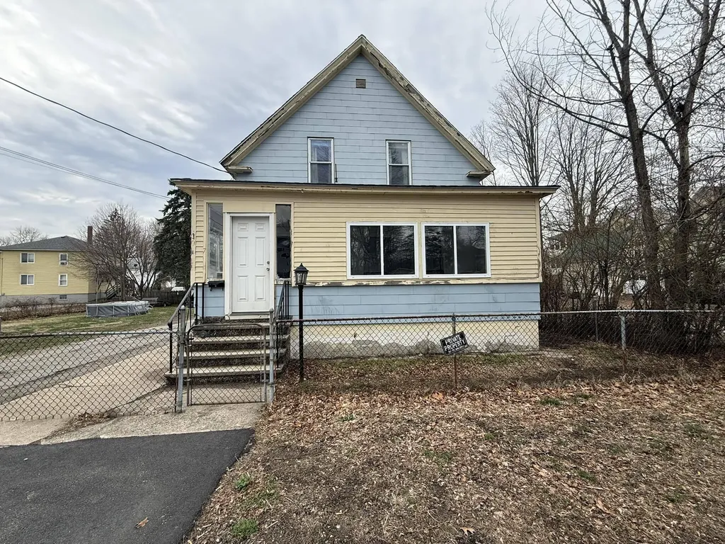 7 Bates Street Sanford ME 04073