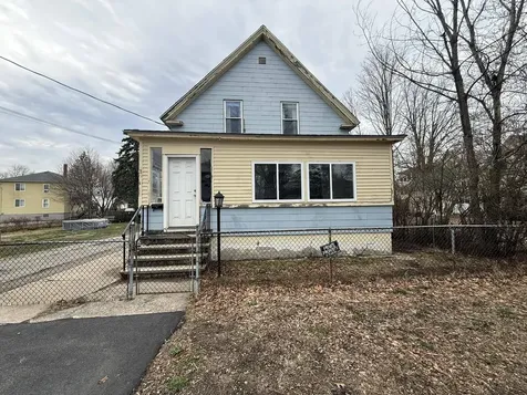 7 Bates Street Sanford ME 04073