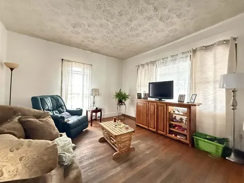 7 Bates Street Sanford ME 04073