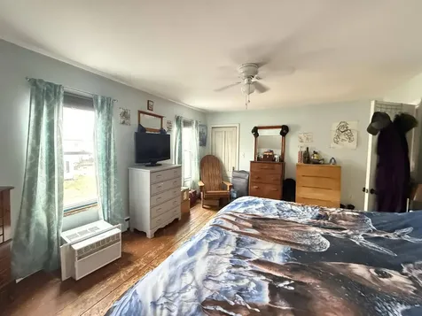 7 Bates Street Sanford ME 04073