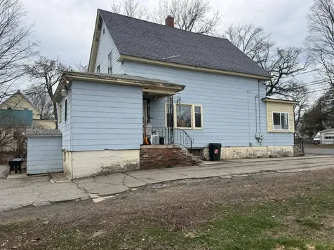 7 Bates Street Sanford ME 04073