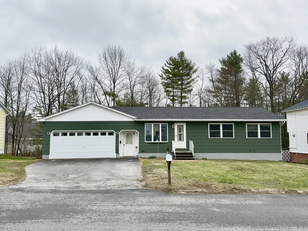 21 Mitchell Street Lewiston ME 04240