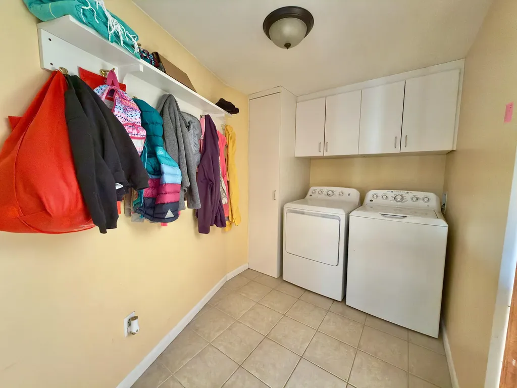 21 Mitchell Street Lewiston ME 04240