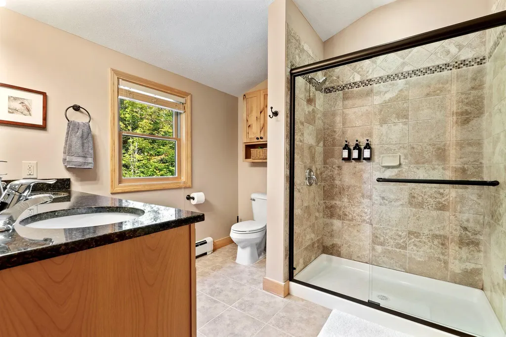 164 Keystone Drive Newry ME 04261