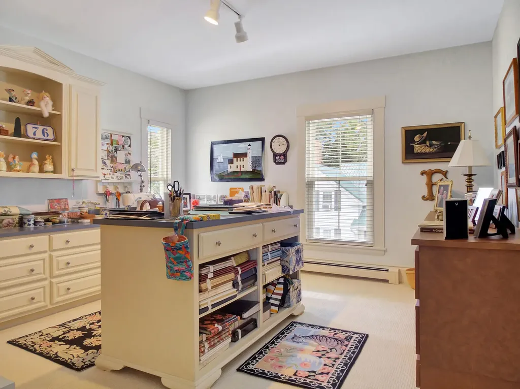553 Main Street Wayne ME 04284