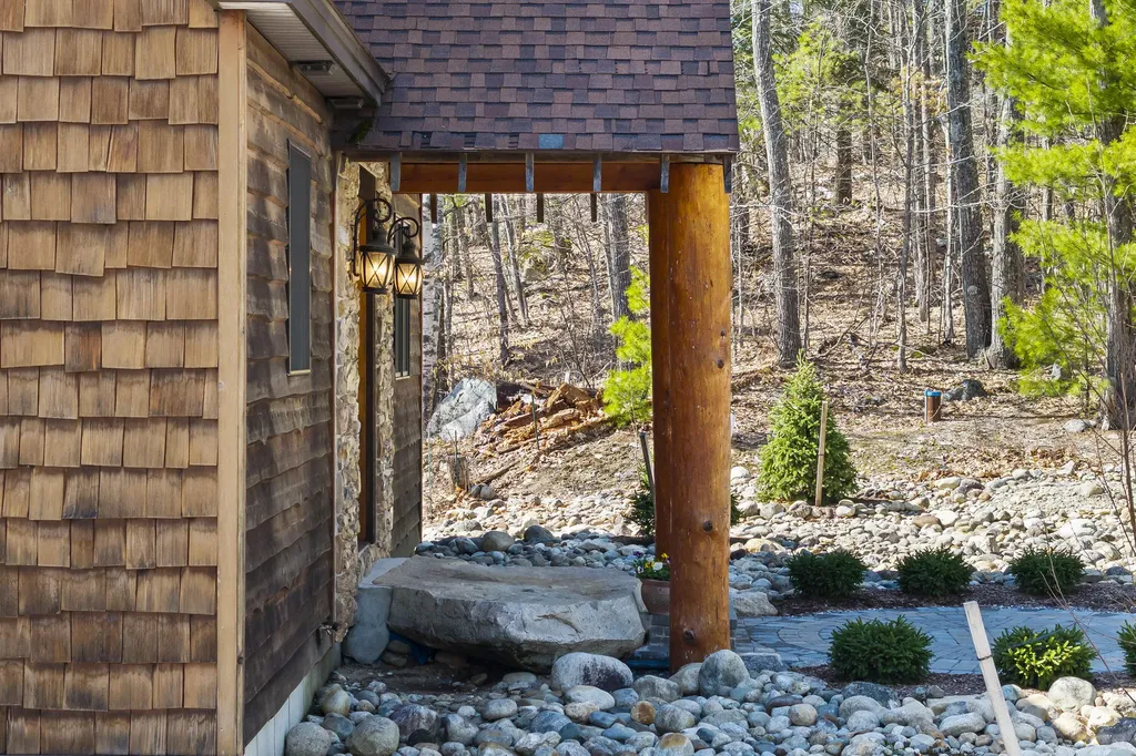 43 Summit Bridgton ME 04009