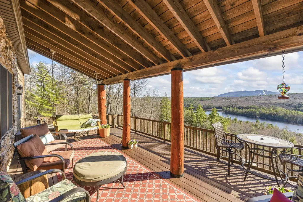 43 Summit Bridgton ME 04009