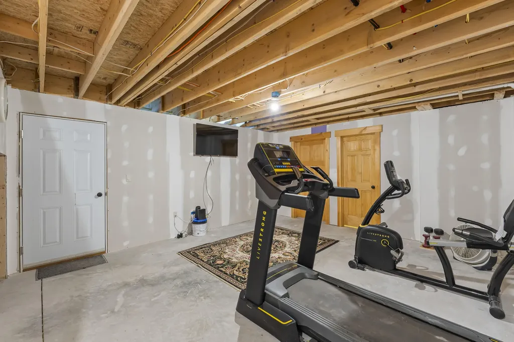 43 Summit Bridgton ME 04009