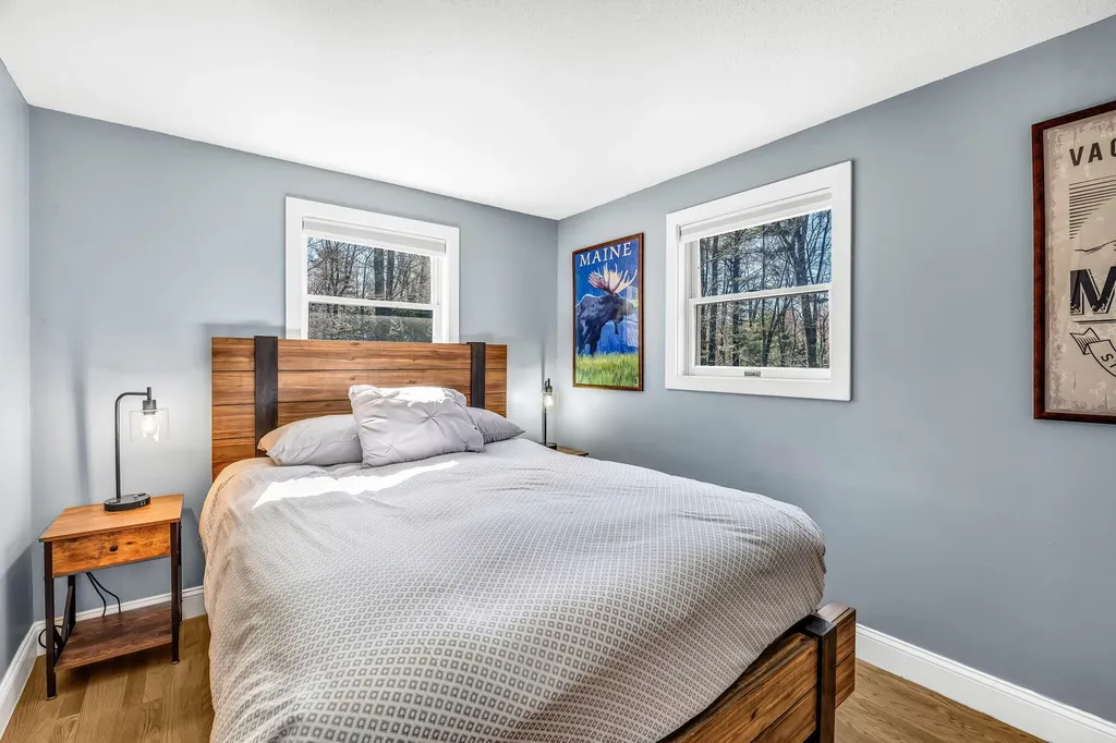 8 Evergreen Drive Freeport ME 04032