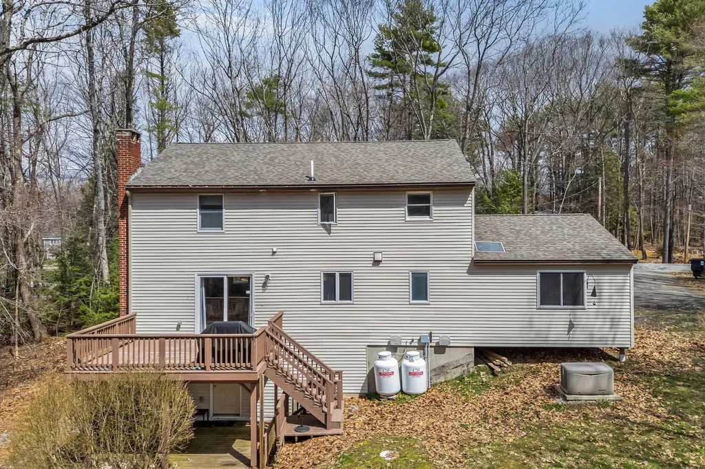 8 Evergreen Drive Freeport ME 04032