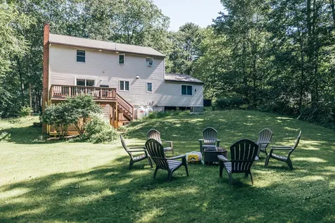 8 Evergreen Drive Freeport ME 04032