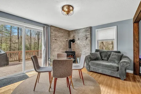 8 Evergreen Drive Freeport ME 04032