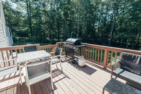 8 Evergreen Drive Freeport ME 04032