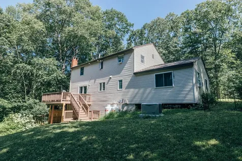 8 Evergreen Drive Freeport ME 04032