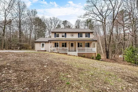 8 Evergreen Drive Freeport ME 04032