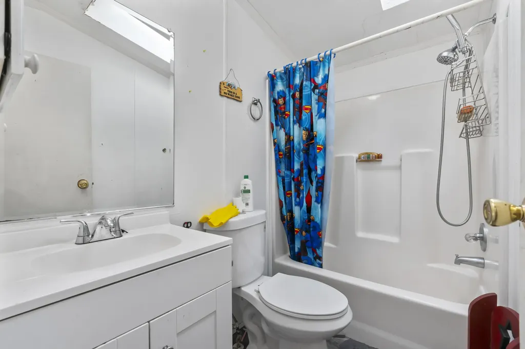 192 Bowdoinham Road Lisbon ME 04252