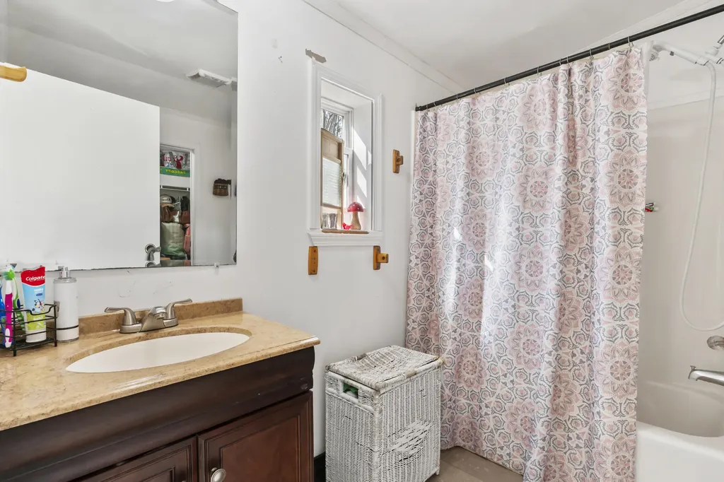 192 Bowdoinham Road Lisbon ME 04252