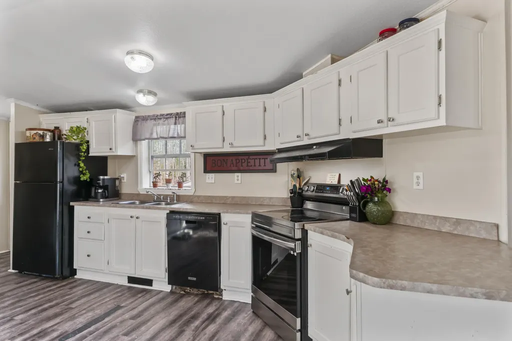 192 Bowdoinham Road Lisbon ME 04252