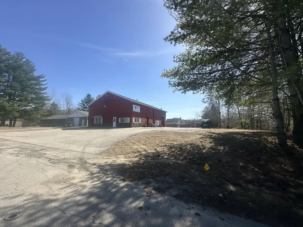 7 Enterprise Street Lewiston ME 04240