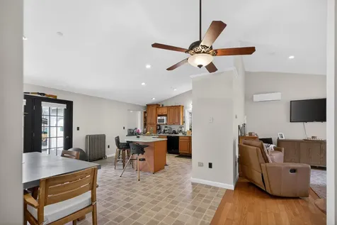 179 Egypt Road Raymond ME 04071