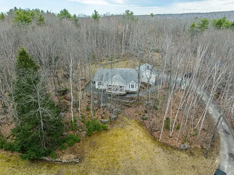 179 Egypt Road Raymond ME 04071