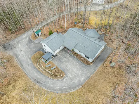 179 Egypt Road Raymond ME 04071
